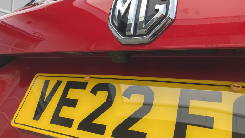 MG Hs 1.5 T-GDI Exclusive 5dr DCT Petrol Hatchback